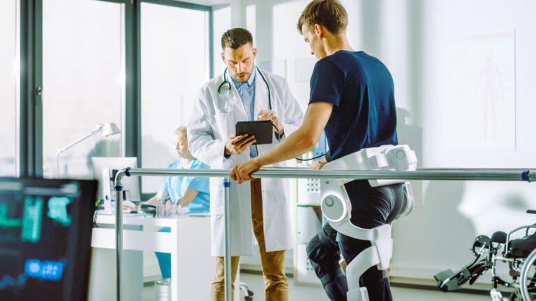 The Role of Artificial Intelligence in Physical Therapy: Innovations and Applications